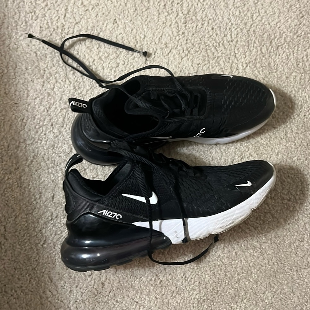 Nike 270 air max